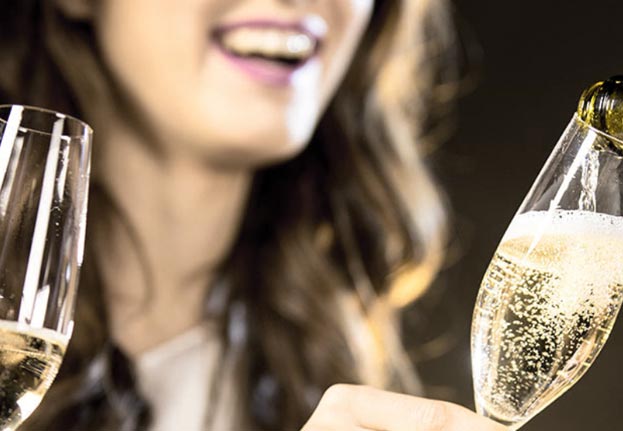 Köp presentkort till en exklusiv champagneprovning i Göteborg